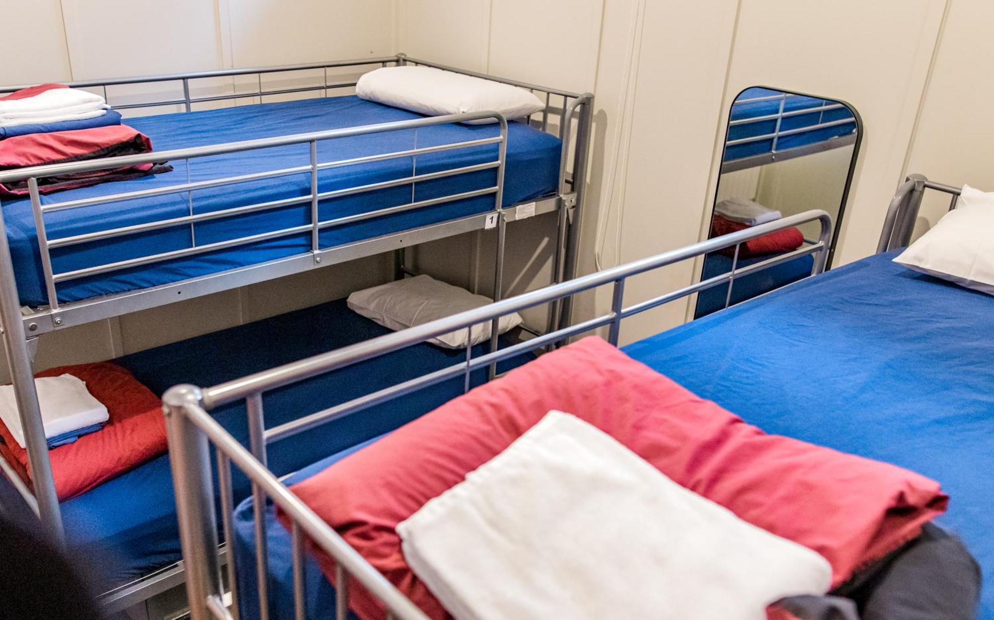 The Cambridge Hotel & Backpackers Уелингтън Екстериор снимка
