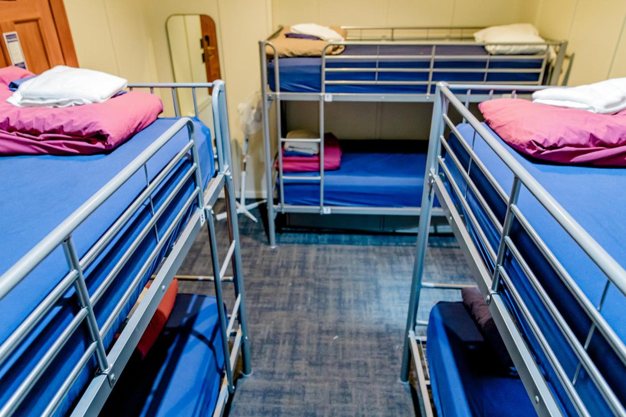 The Cambridge Hotel & Backpackers Уелингтън Екстериор снимка
