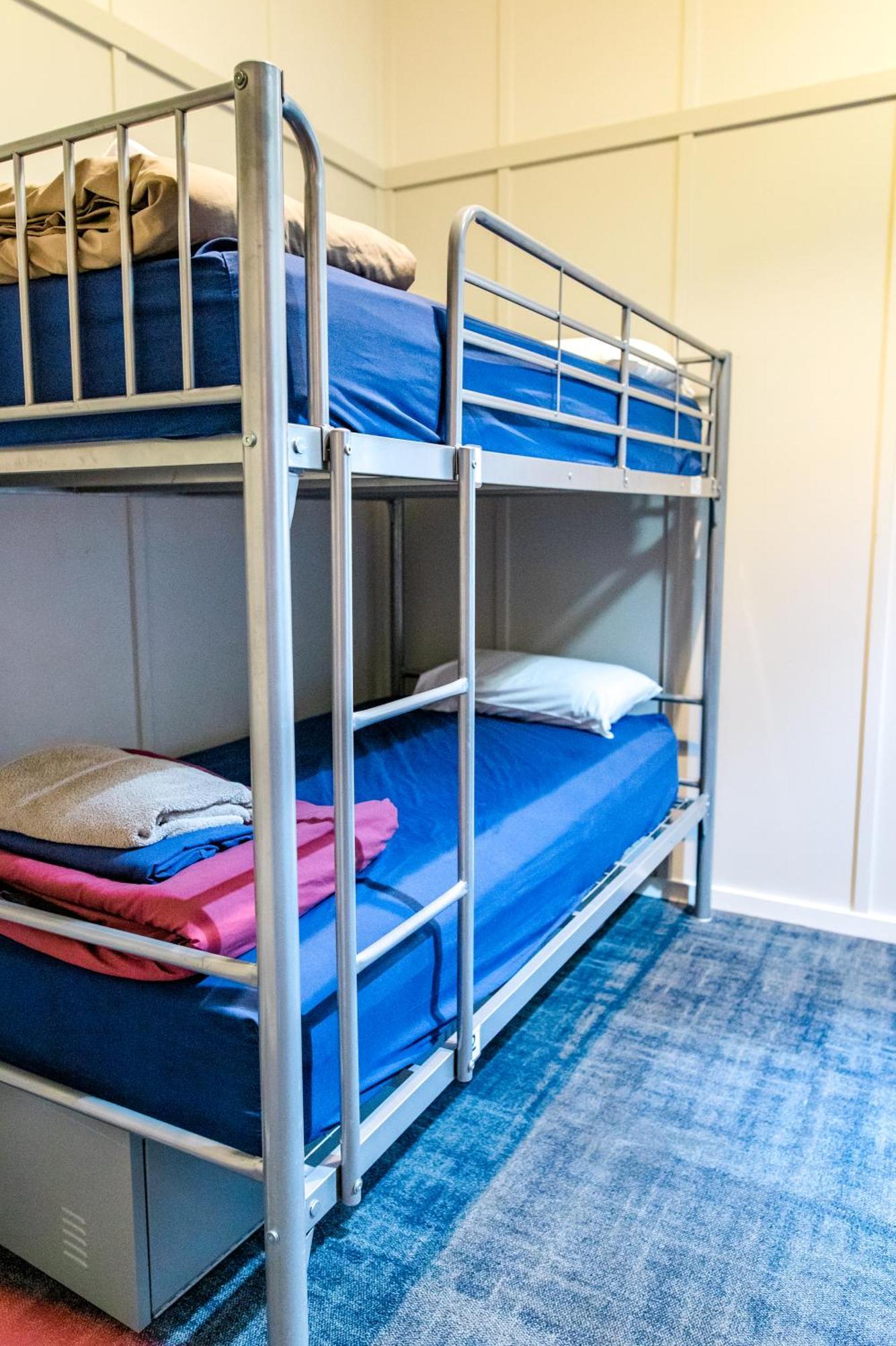 The Cambridge Hotel & Backpackers Уелингтън Екстериор снимка